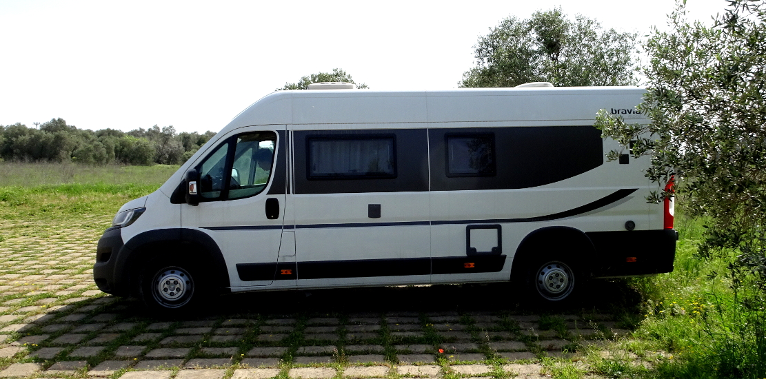 Bravia Mobil - Swan 636